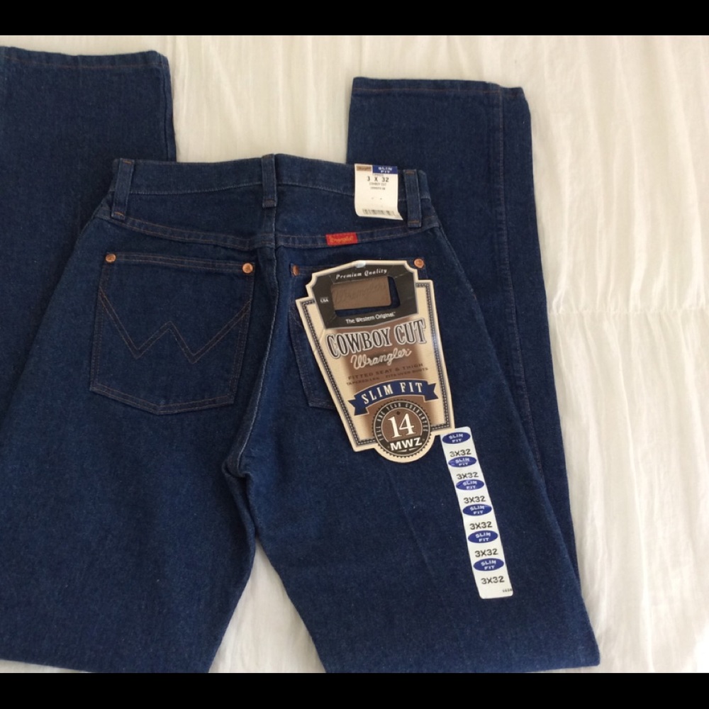 Wrangler Women's Slim Fit